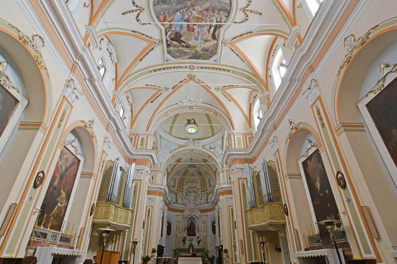 Chiesa-Madre-Aragona-interno